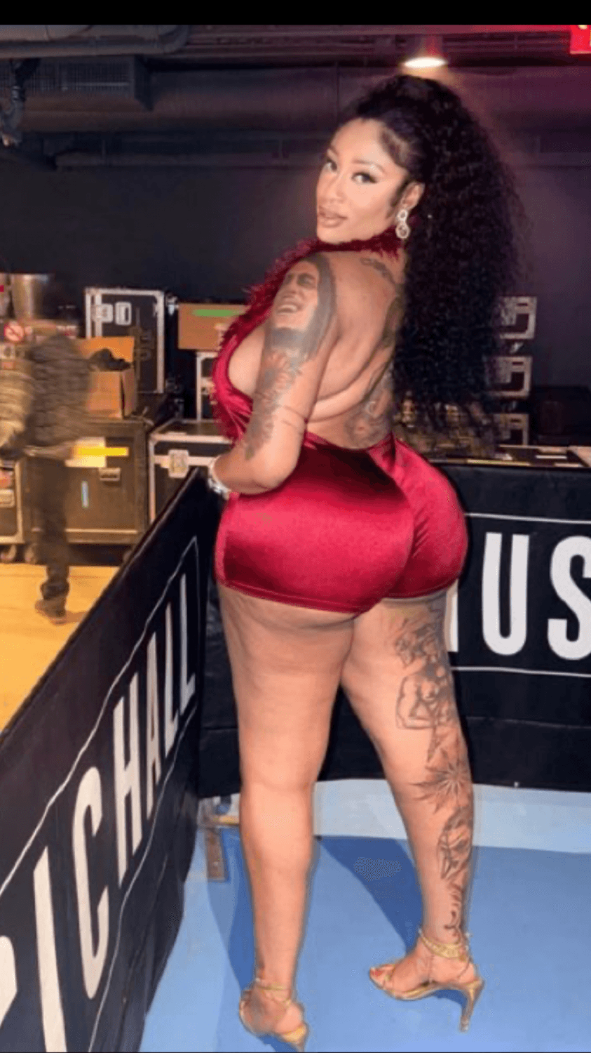 SLUTS, BUTTS, & HIGHHEELS ?