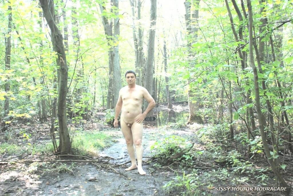 MOUNIR MOURACADE NUDE IN A PUBLIC PARK