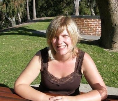 Mother (Jo) and Daughter (Amber) Websluts Together