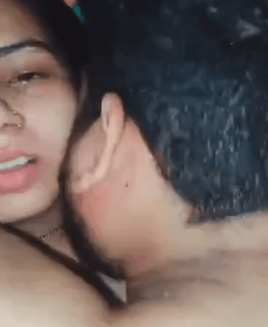 Xxx hindi Fsiblog4 Desi viral sex video Indian housewife fucking