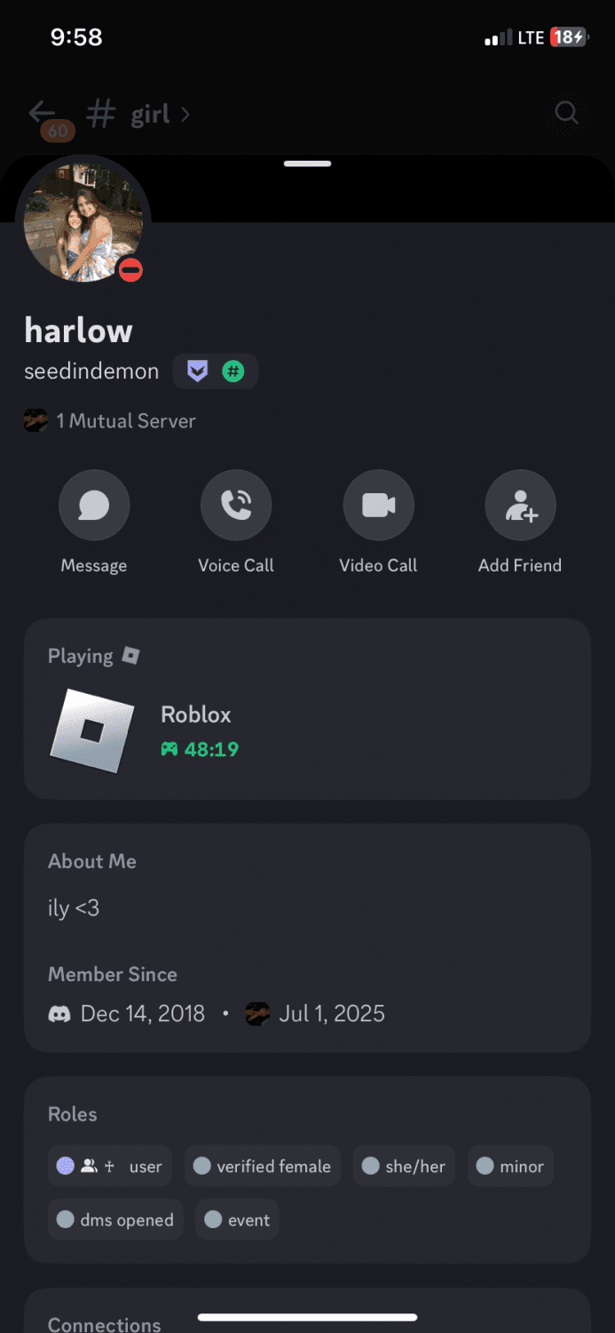Holy ass Dm me to post your irls