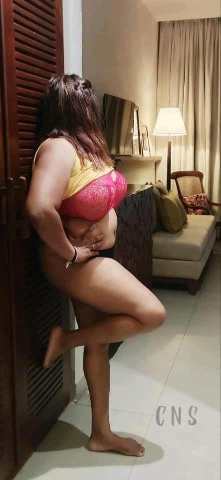 Sinhala සිංහල new leak. Big boobs girl. Huge boobs. 2025 new