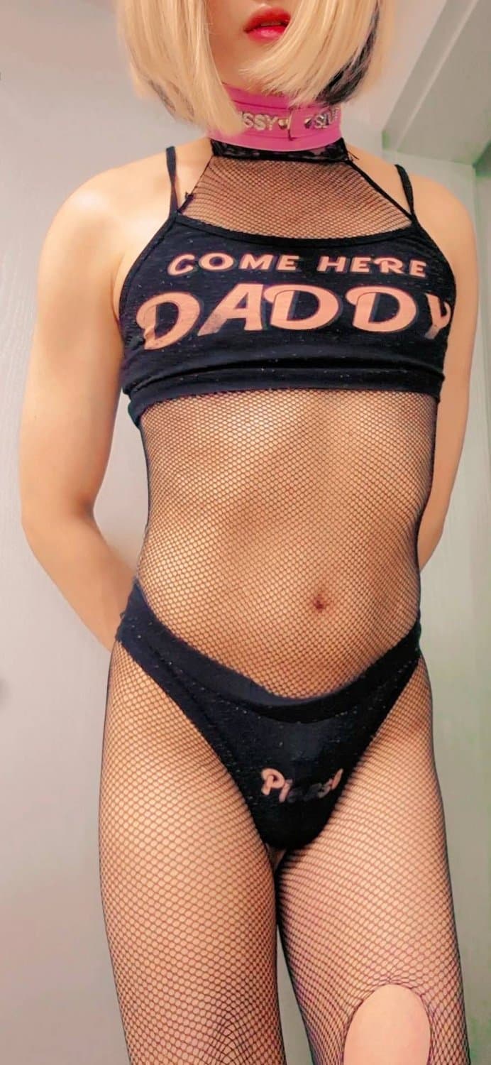Click to view full size Daddy Andrews Sissy Toy #5