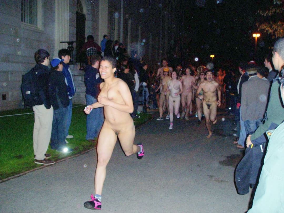 Passeio Mundial de Bicicleta Nua