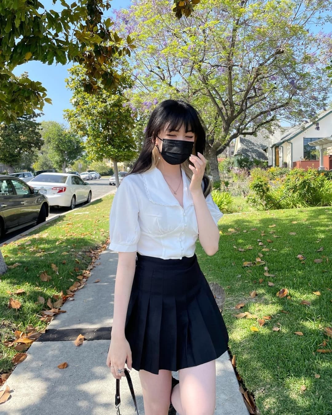 Gorgeous Japanese influencer Chelsea Misa giving head [insta: chelsea.misa]