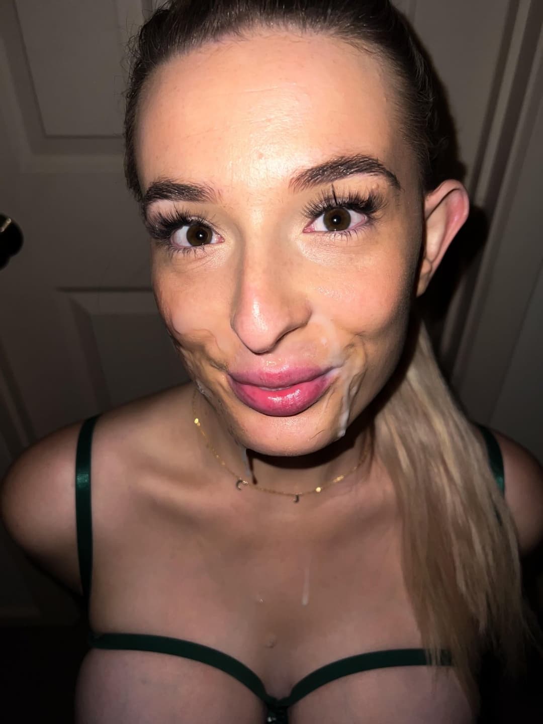 Makeup Cumshot Monday ? Pt 21 MEGA JIZZ