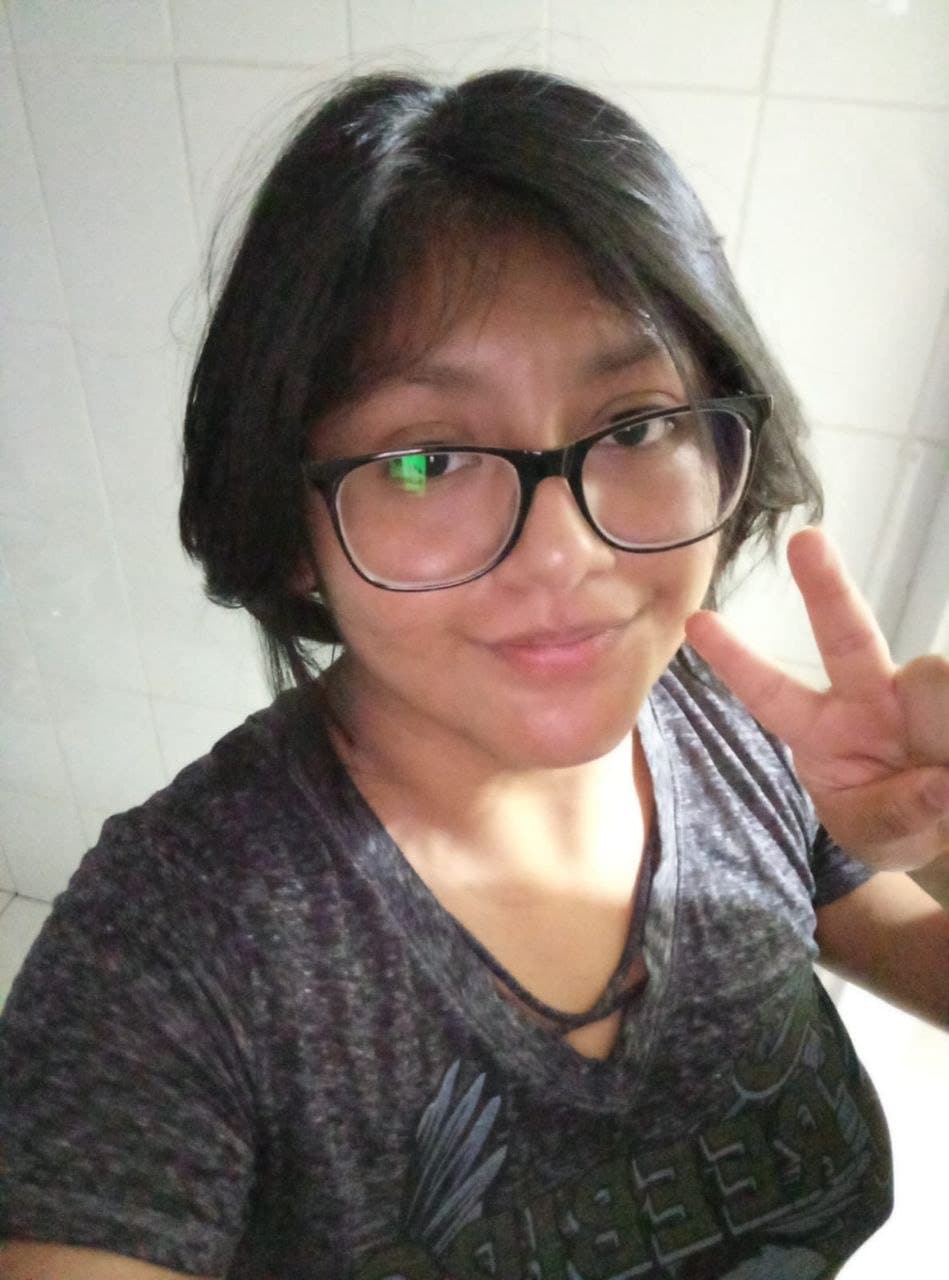 Puta barata se quema por nada por andar de zorra y que todos se la cojan ,zorra pendeja