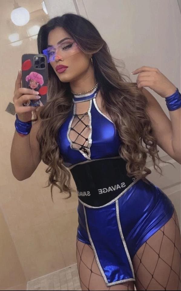 Log Cabin " Pretty & Thicc "