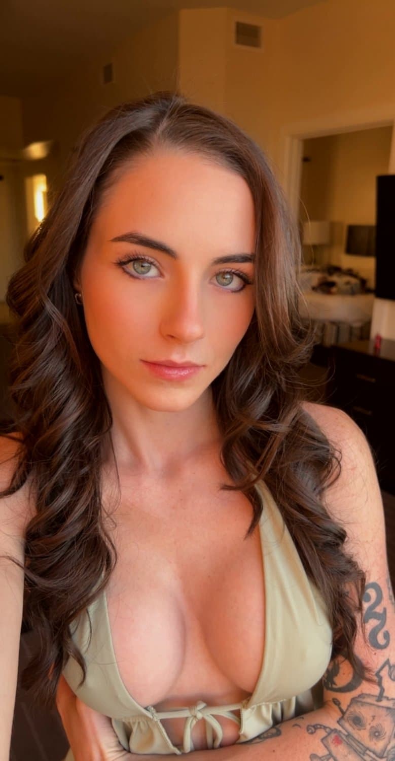 My cleavage game, savage