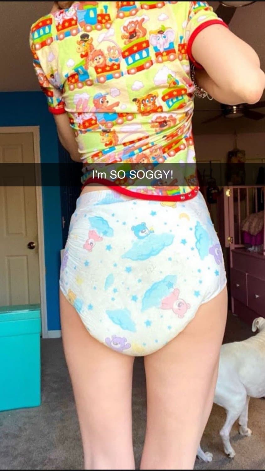 Hot strawberry blonde loves filling her diapers on Snapchat