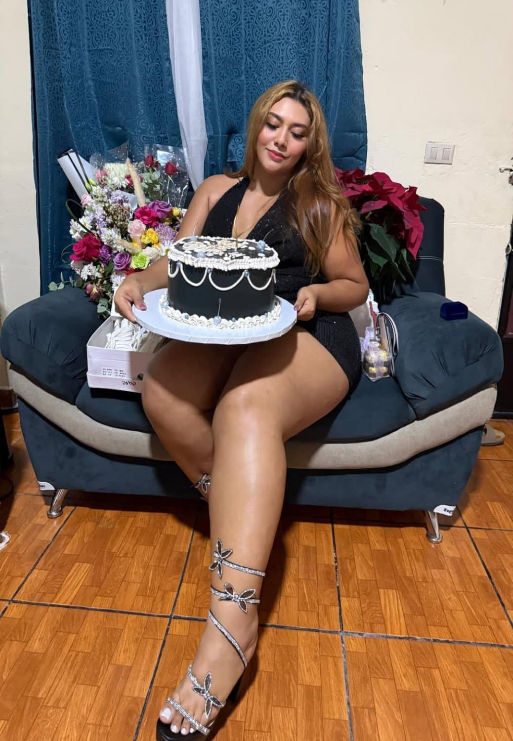 Calzones y tangas sucias de mi tía ??