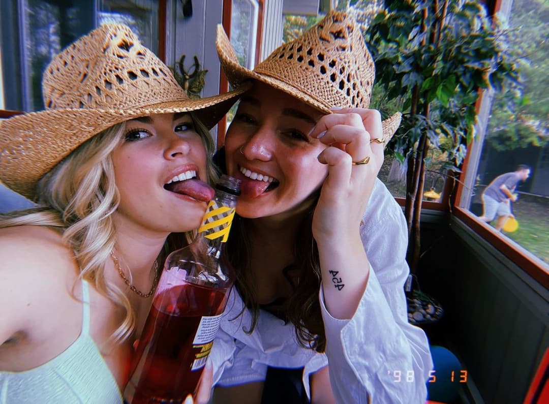 Which irl slut could handle the bigger dick?