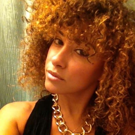 While on spring break, Inez used a fake name while getting naked and masturbating for G G W