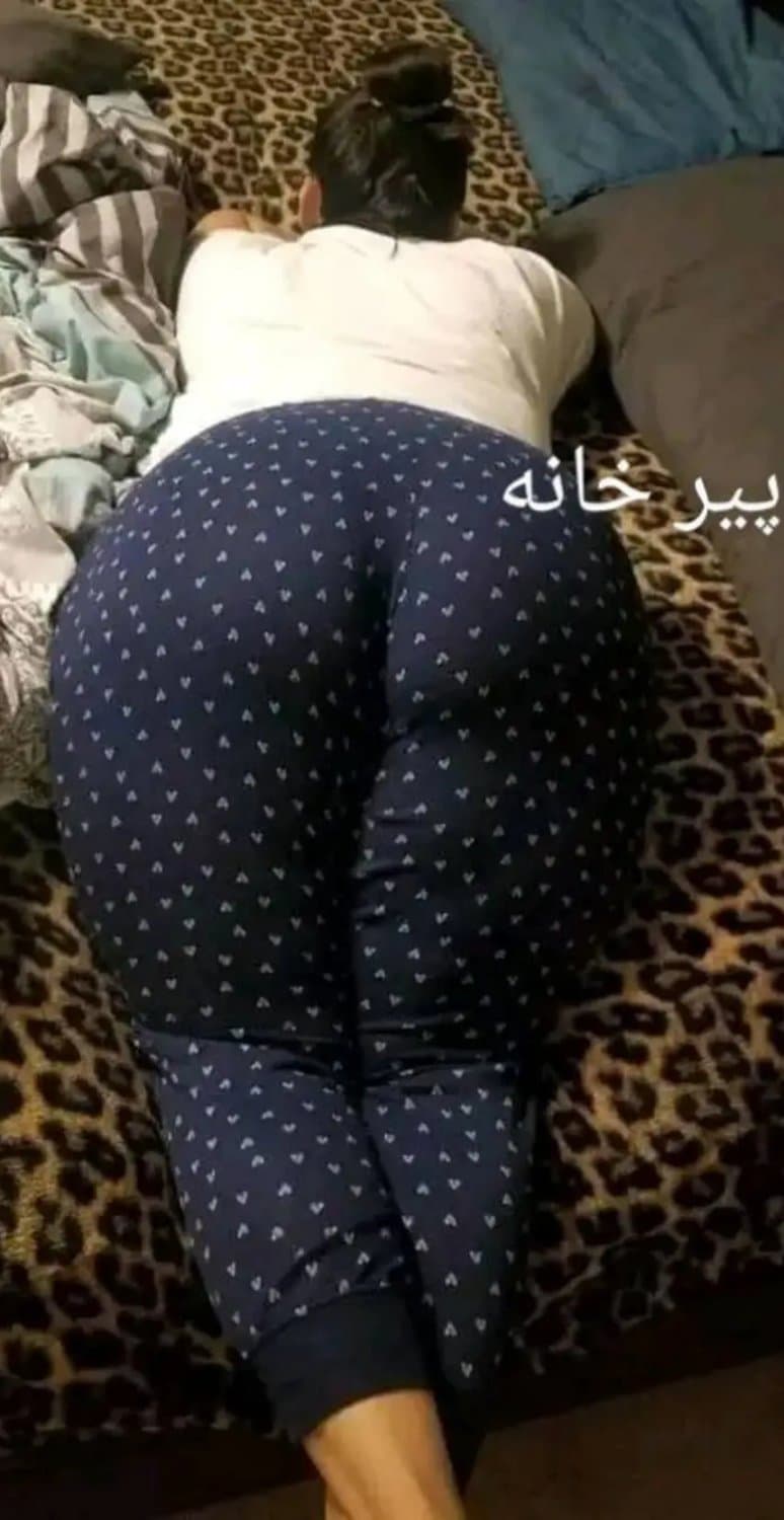 Afghan mature wife needs sperm from all penises