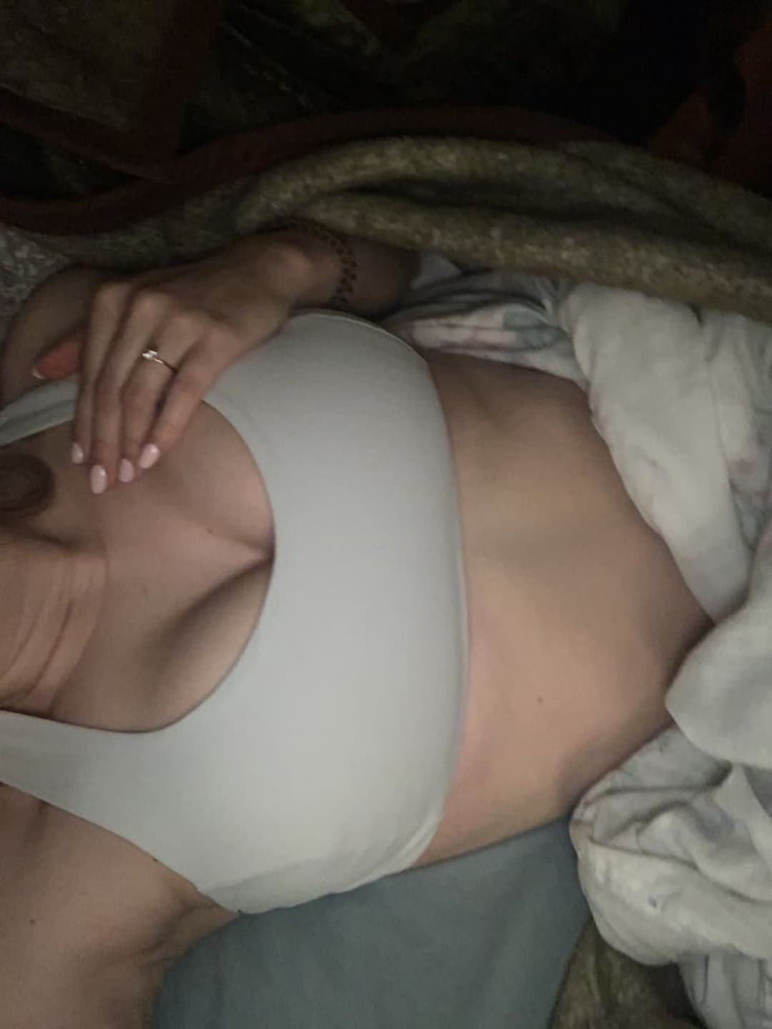 27yo MILF webslut Brooklyn E Albert Canada submitted herself!! To be famous and everywhere