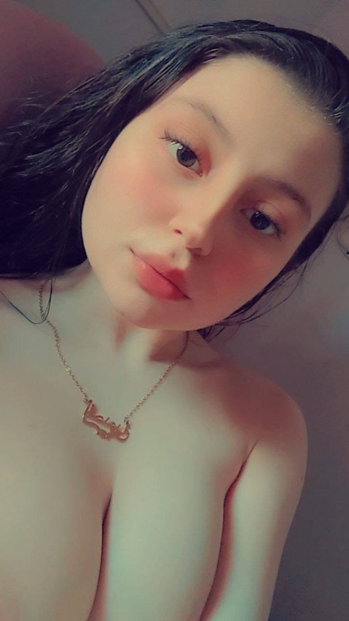 Arab girl with beautiful hijab and appetizing body???