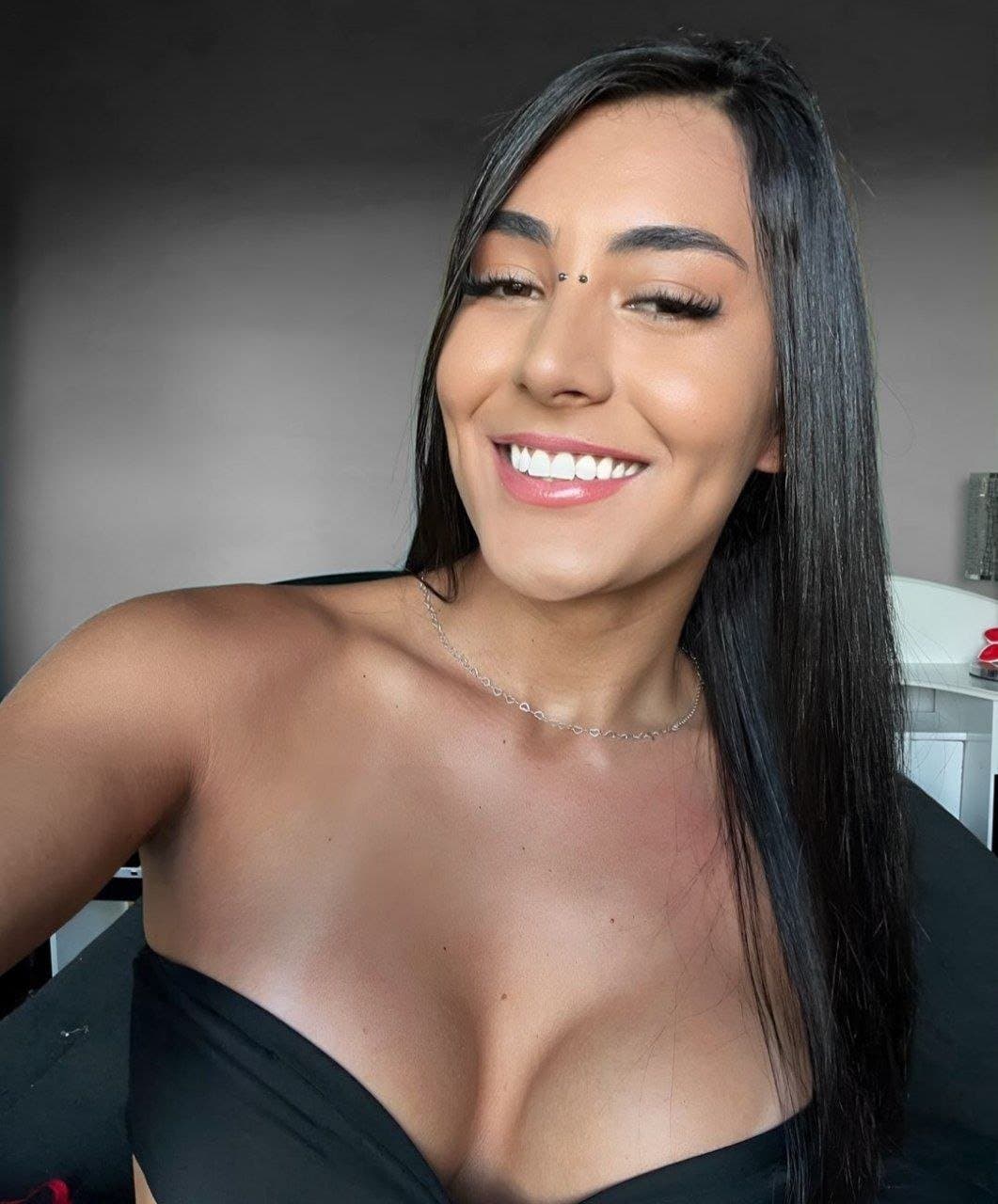 Brasilian brunette ?