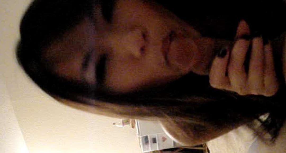 Risking Asian slut Gloria Tong dm or snap jmartin8857 to chat about her