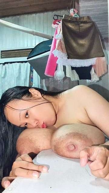 Click to view full size Raven - Não Tem Como Não Leitar Pra Essa Tetuda Suvacuda Da Xota Suculenta