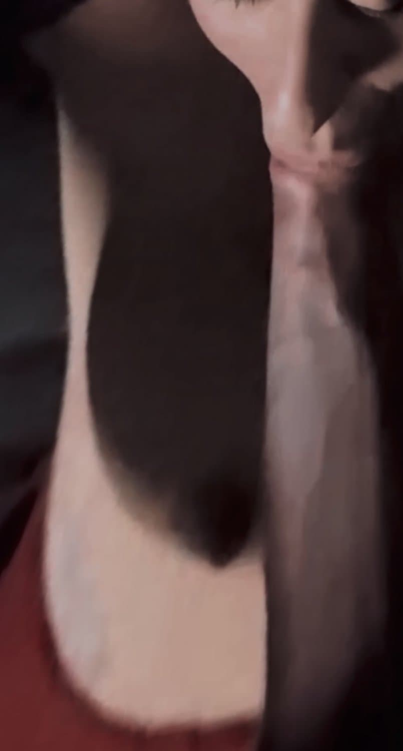 Love when my slutty friends worship my huge cock then share it in their group chat