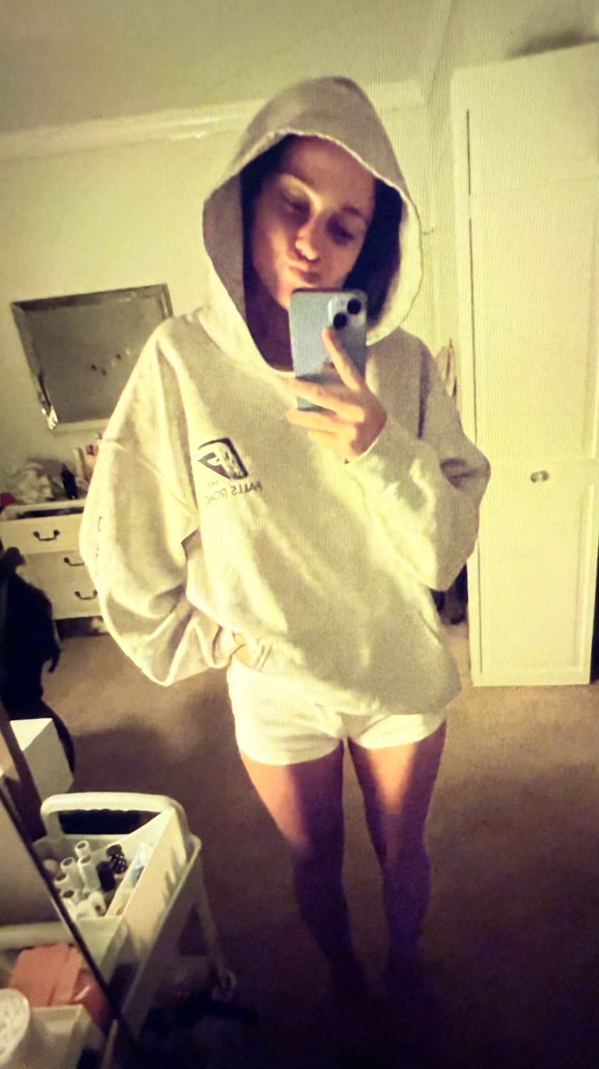 Big Tit 18 year old Sexy Slut Andi