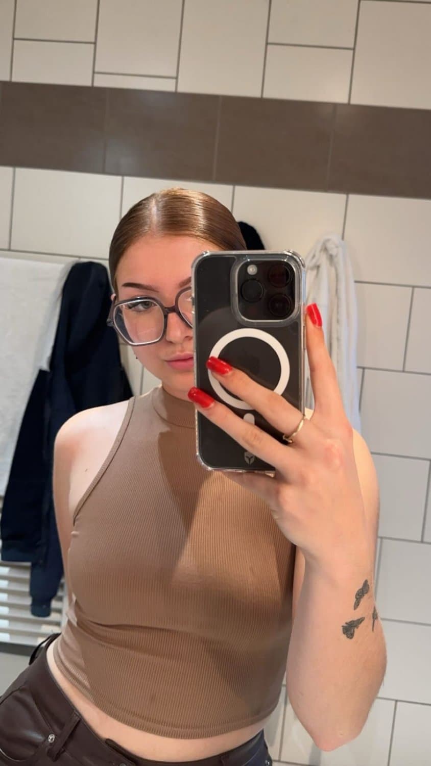 Skinny française exposé