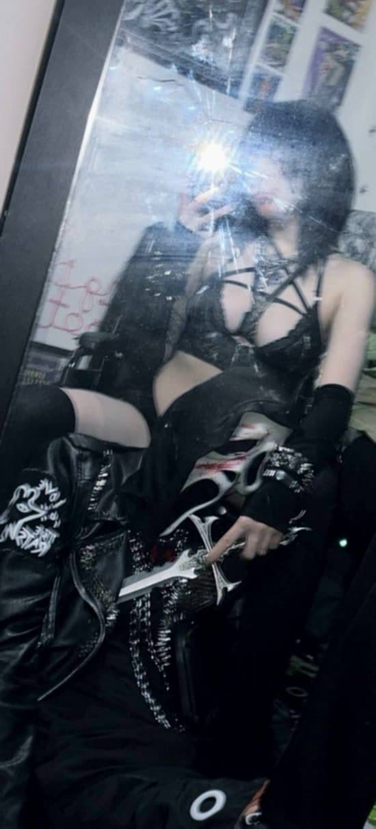 How does a threeesome feels like?