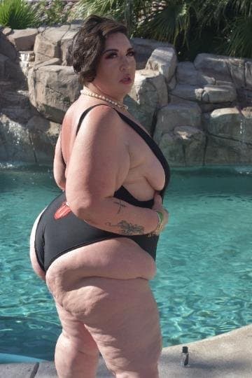 BBW PHAT BOOTY? PORNSTAR⭐️.