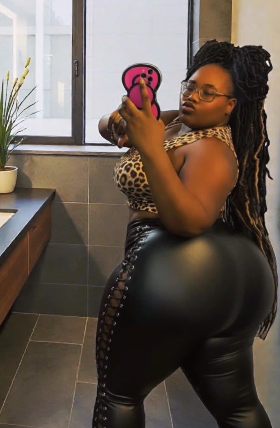 Big booty Bbw goon meat