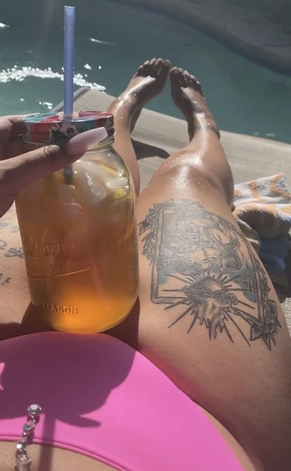 Thick Busty latina Daniella