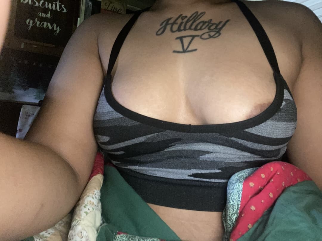Fiancé showing off her her pretty little tits need a bid dick to nut all over her ghetto pretty ass