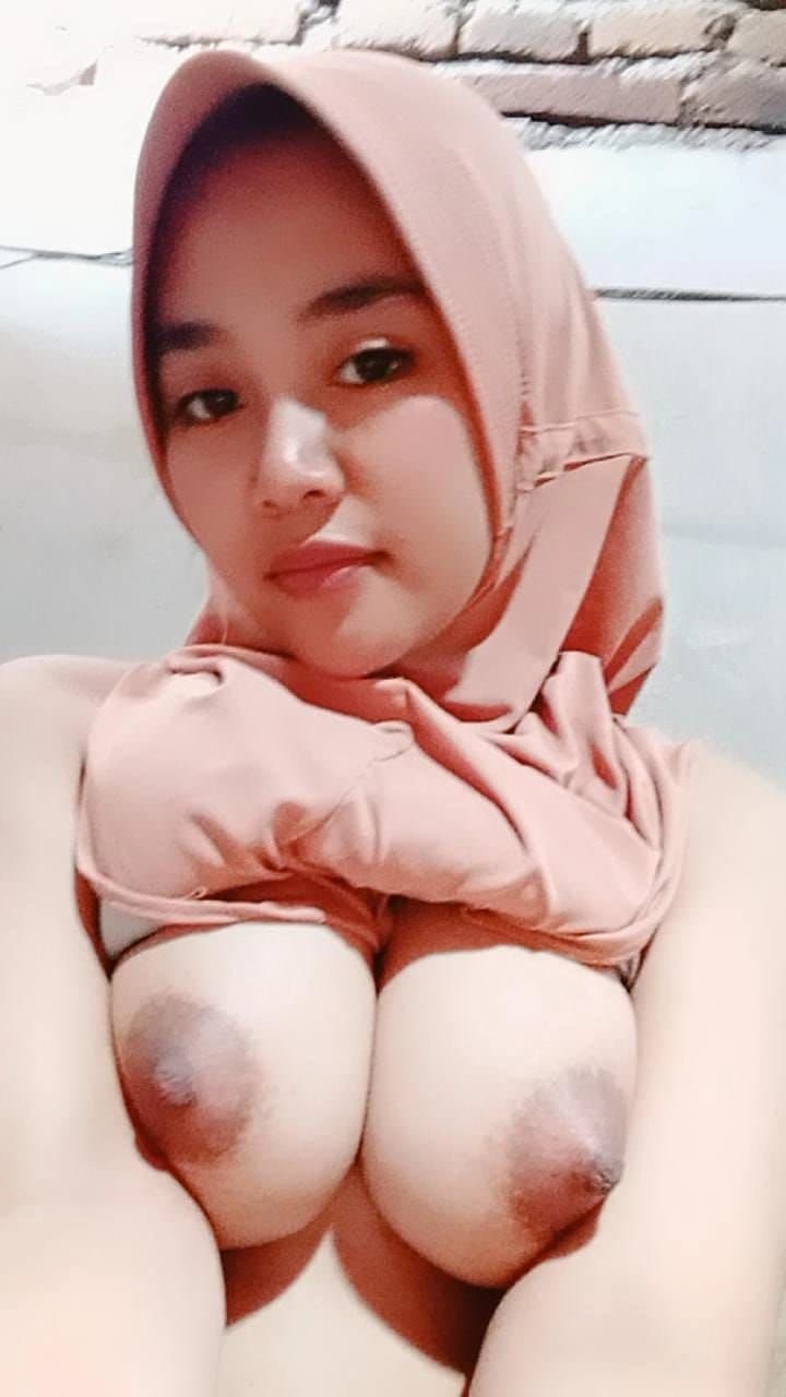 Click to view full size Jilbab tobrut