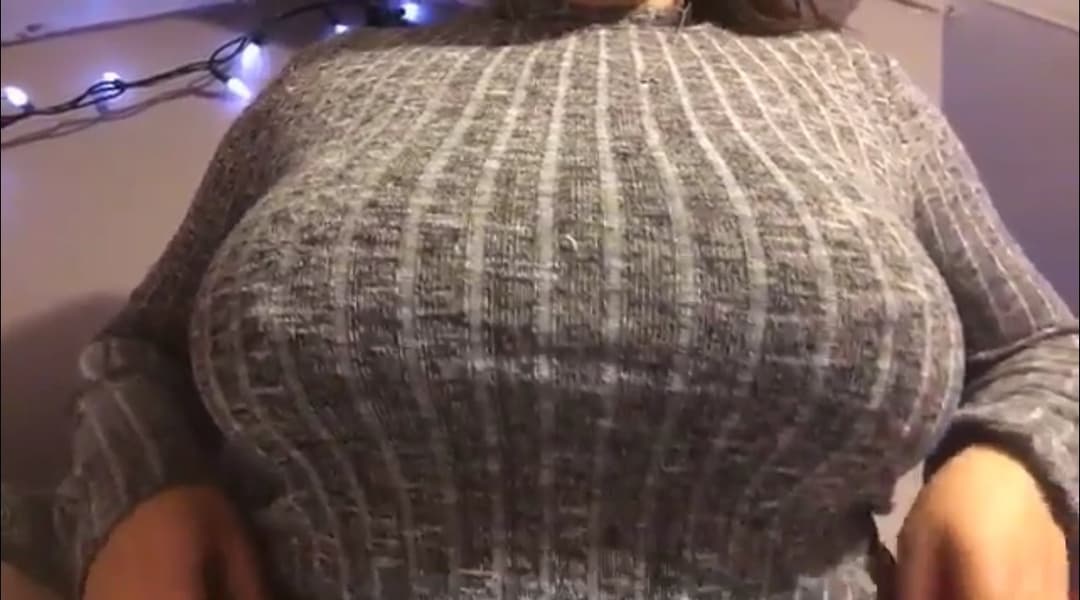 Day 14. Everyday for 2 weeks in a row deserves a flashing video. Sweater puppies unleashed