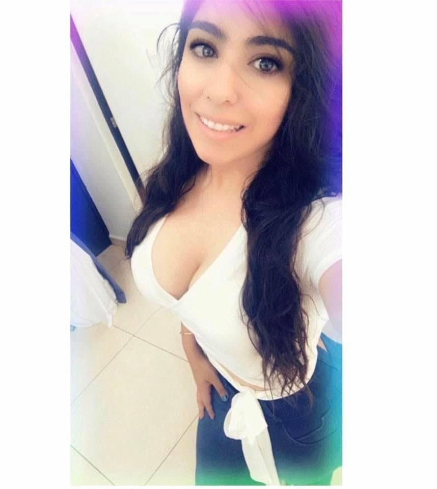 Click to view full size Kathia Cantu maestra en Jardin Maria del Carmen Valdes Garza