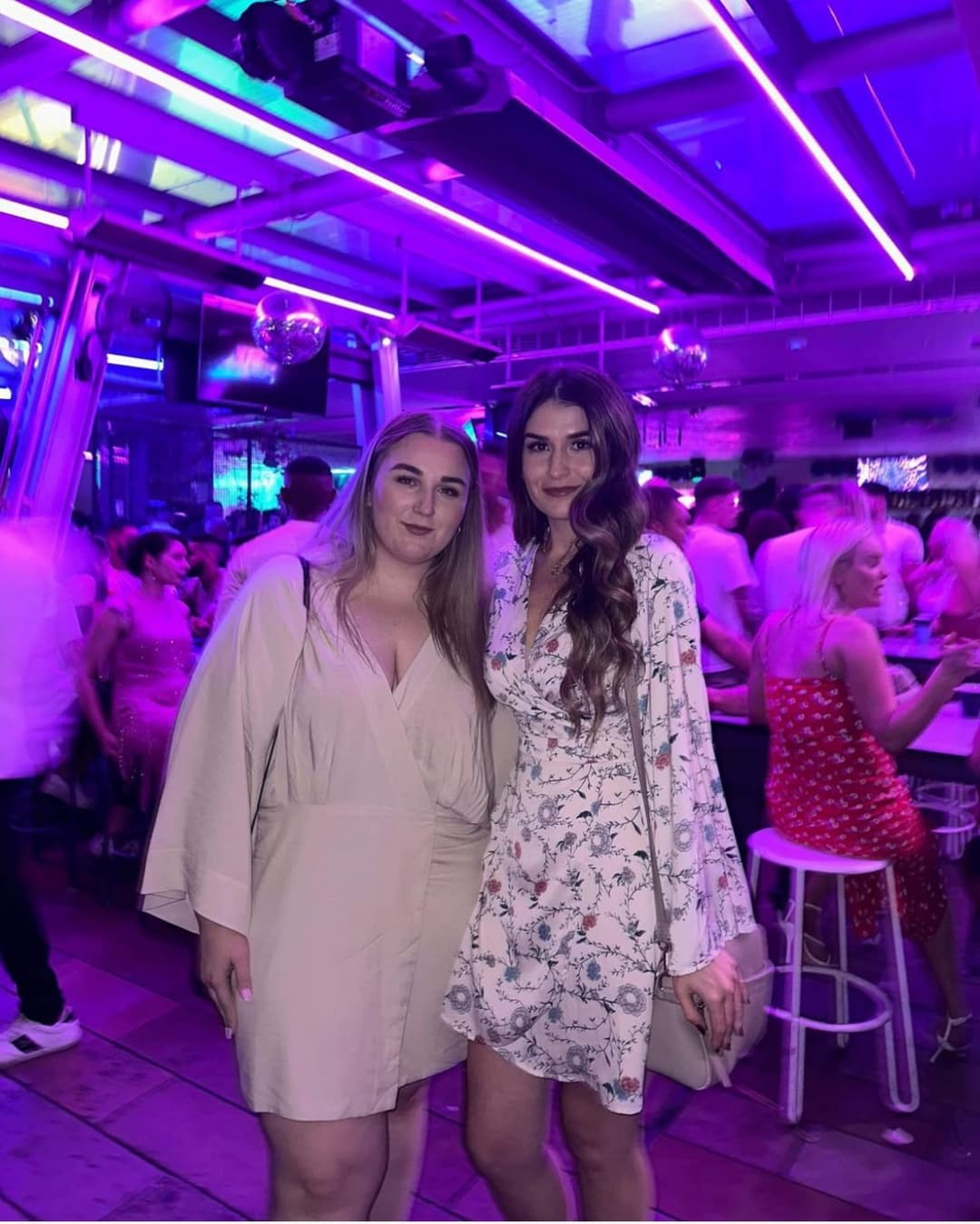 Kik fitfunseeker to discuss this blonde Aussie bbw and her fuckable face and DSLs. Tribs, edits, cap