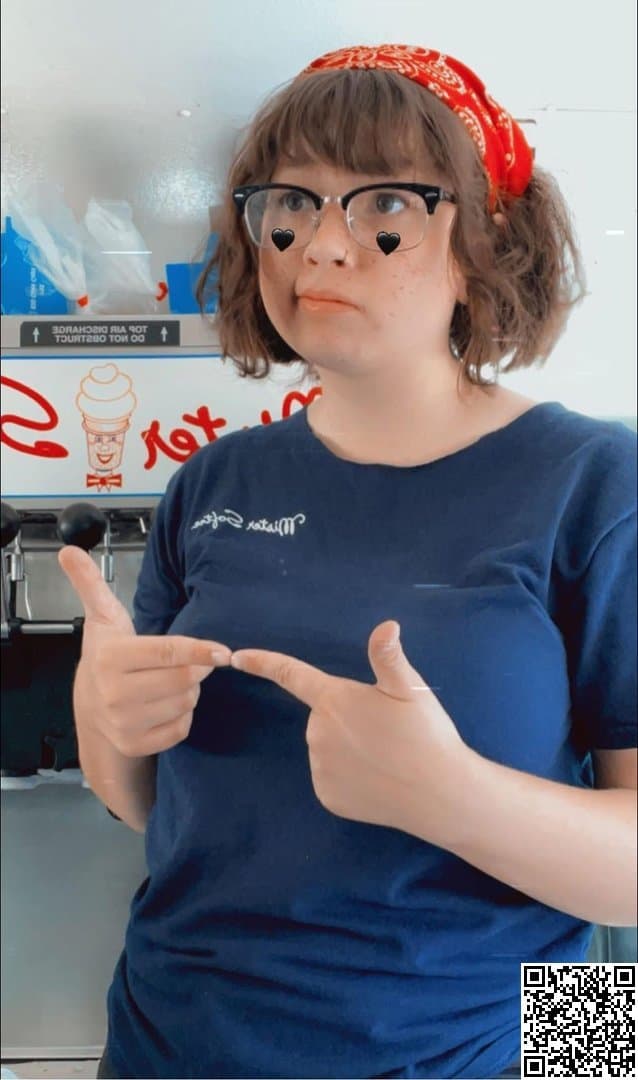 Kaylee - 23yo Big Tits (Non-nude)