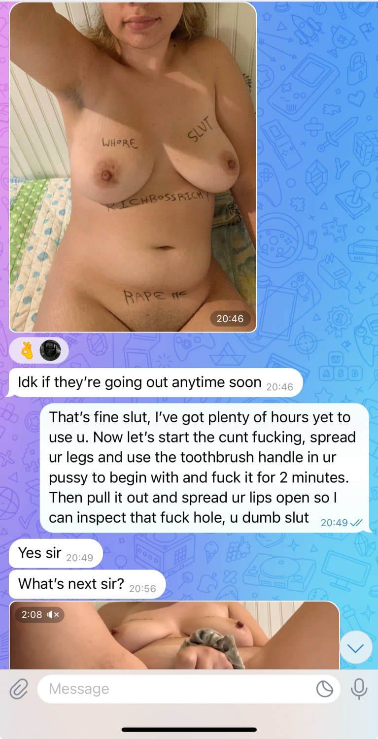 Her parents were home so I made the DUMB WEBSLUT fuck both holes quietly in her bedroom ??