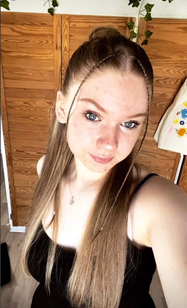 Cute innocent blondes Compilation. Whos the hottest?