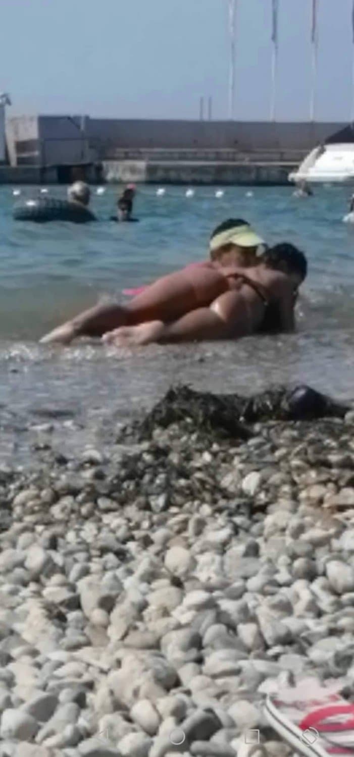 PAWGS, black hair with phat stinky ass 2