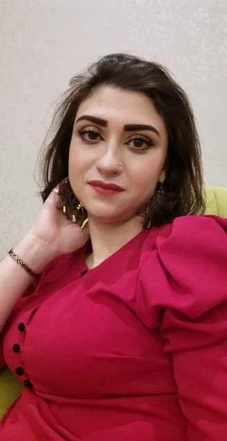 Beautiful and attractive Iraqi wife7771