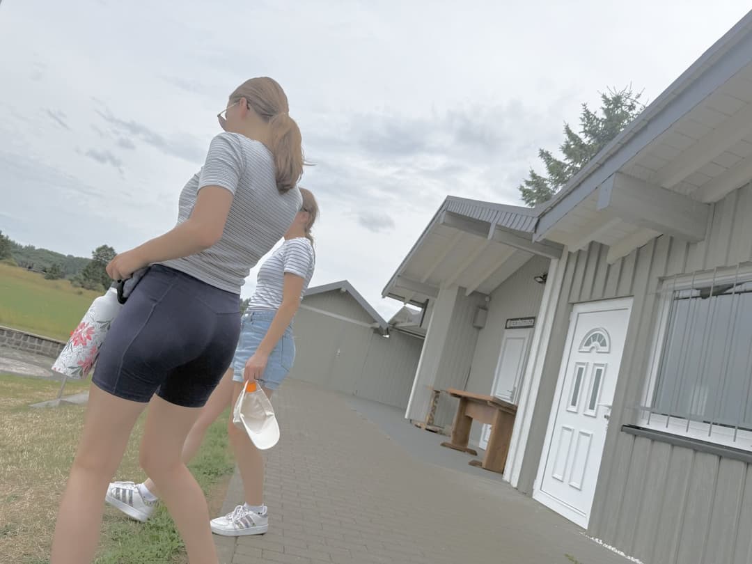 Creepshots of the Twins together nearly git caught dm