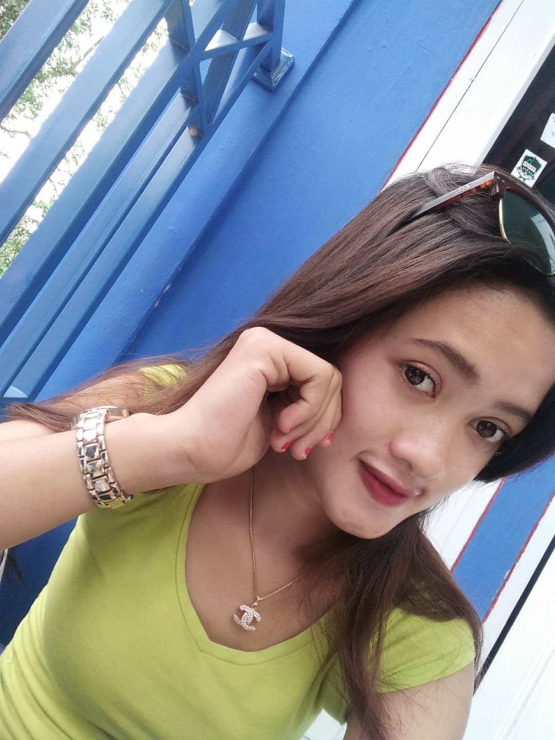 Kiriman DM, suami pengen pamer kemolekan istrinya yang sudah jadi lonte