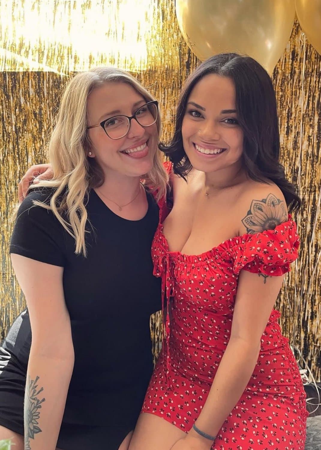 Do yall think this nigga knew her dress was falling down? Trying to make her friends jealous