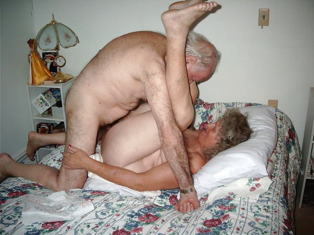 Old couples with woodies