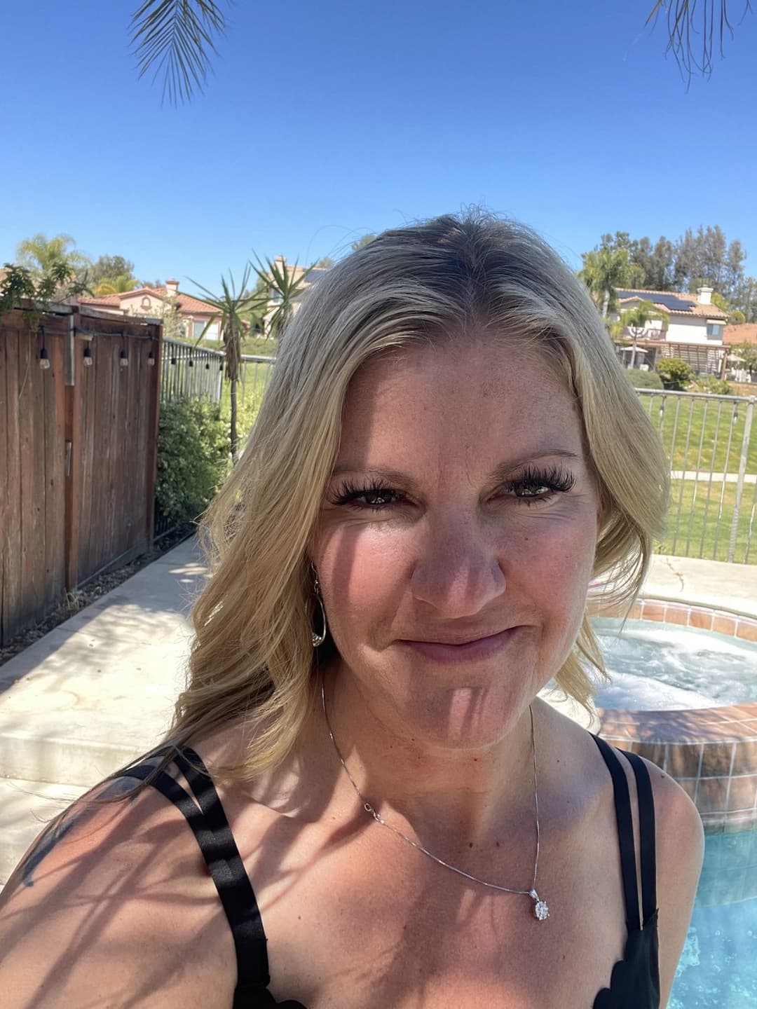 20230421_180923774_iOS