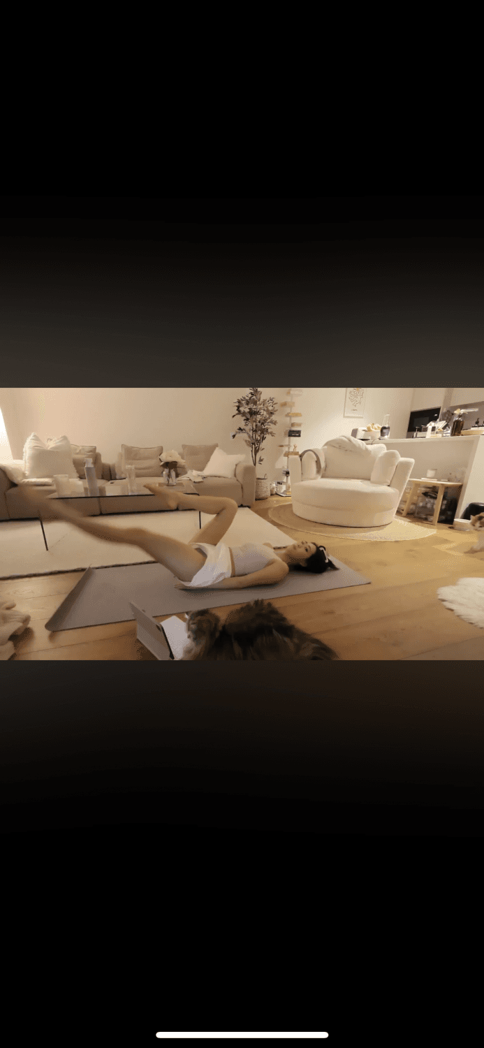 Cheeky home workout for daddy