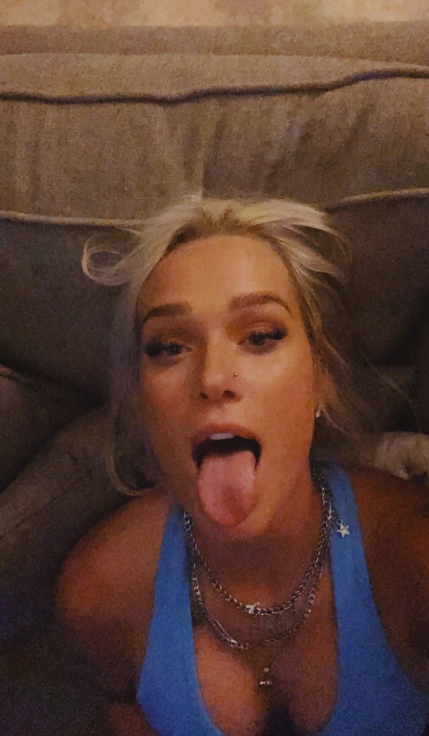 Perfect slut lanie pt 1