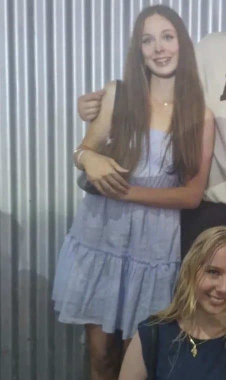 +61 493 650 557Milly walkerLives in Coomera,Gold Coast Australia Telegram: rahhh32 Age: 18