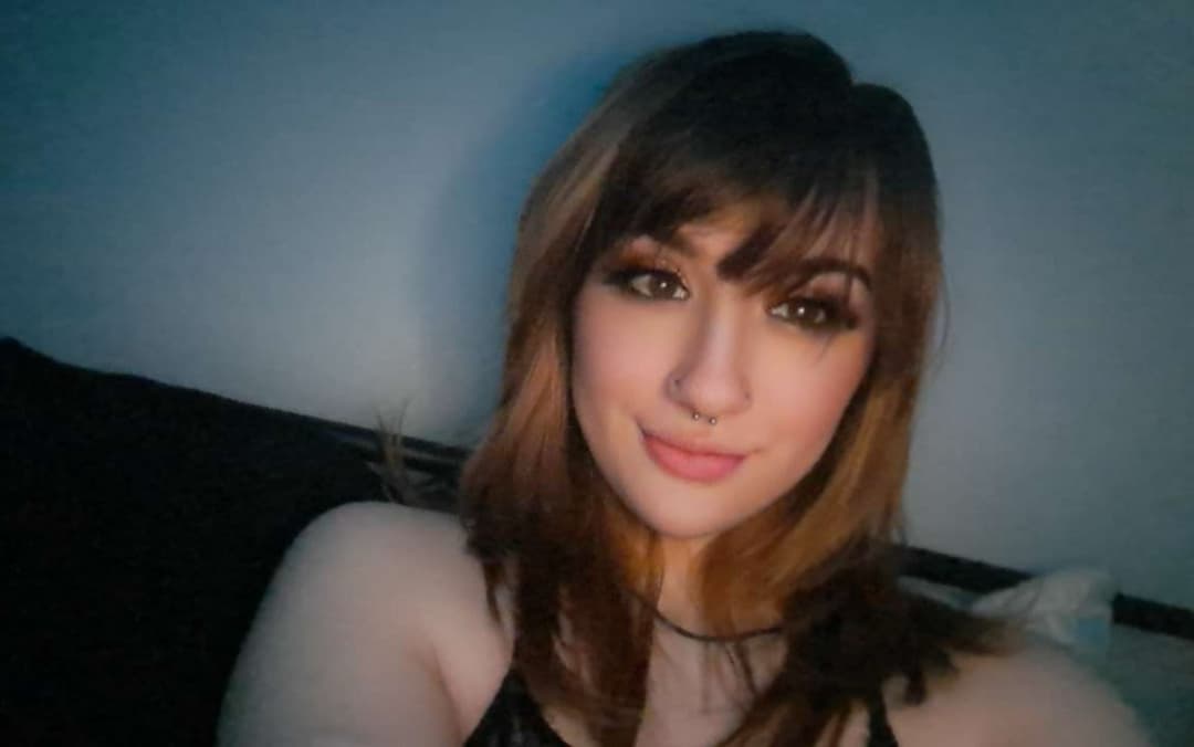 19y/o Bound & Railed By Older Men All Weekend