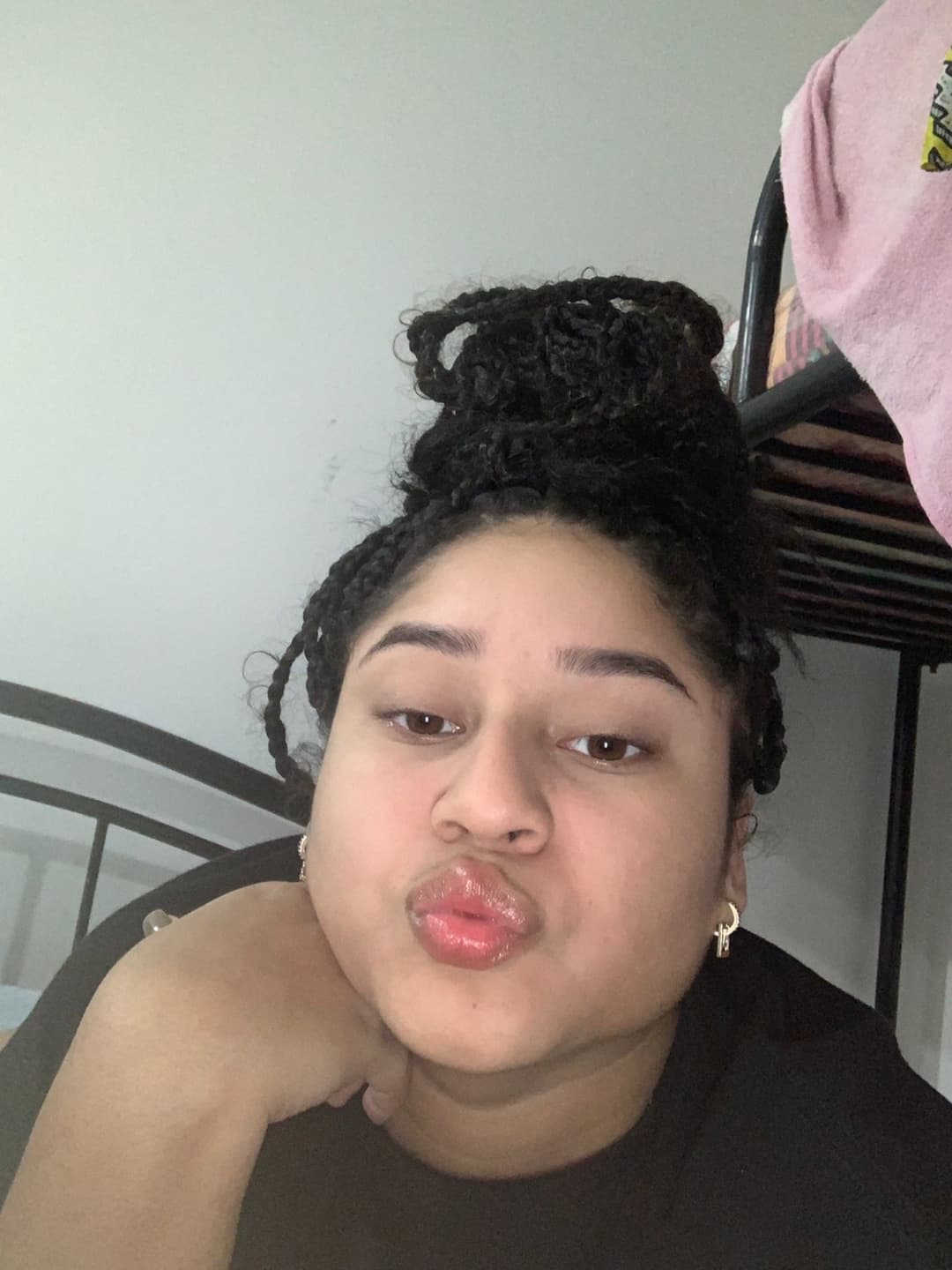 Click to view full size Latina Bigtits